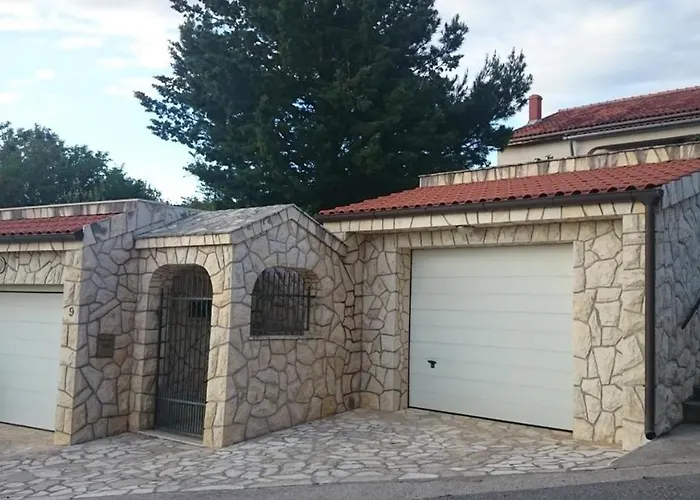 Apartmani Lea
