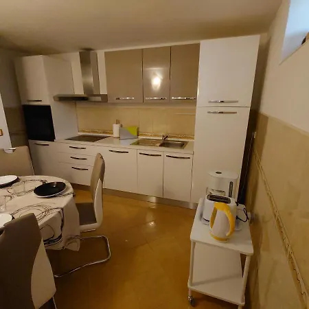 Apartmani Lea Jadranovo Exterior photo